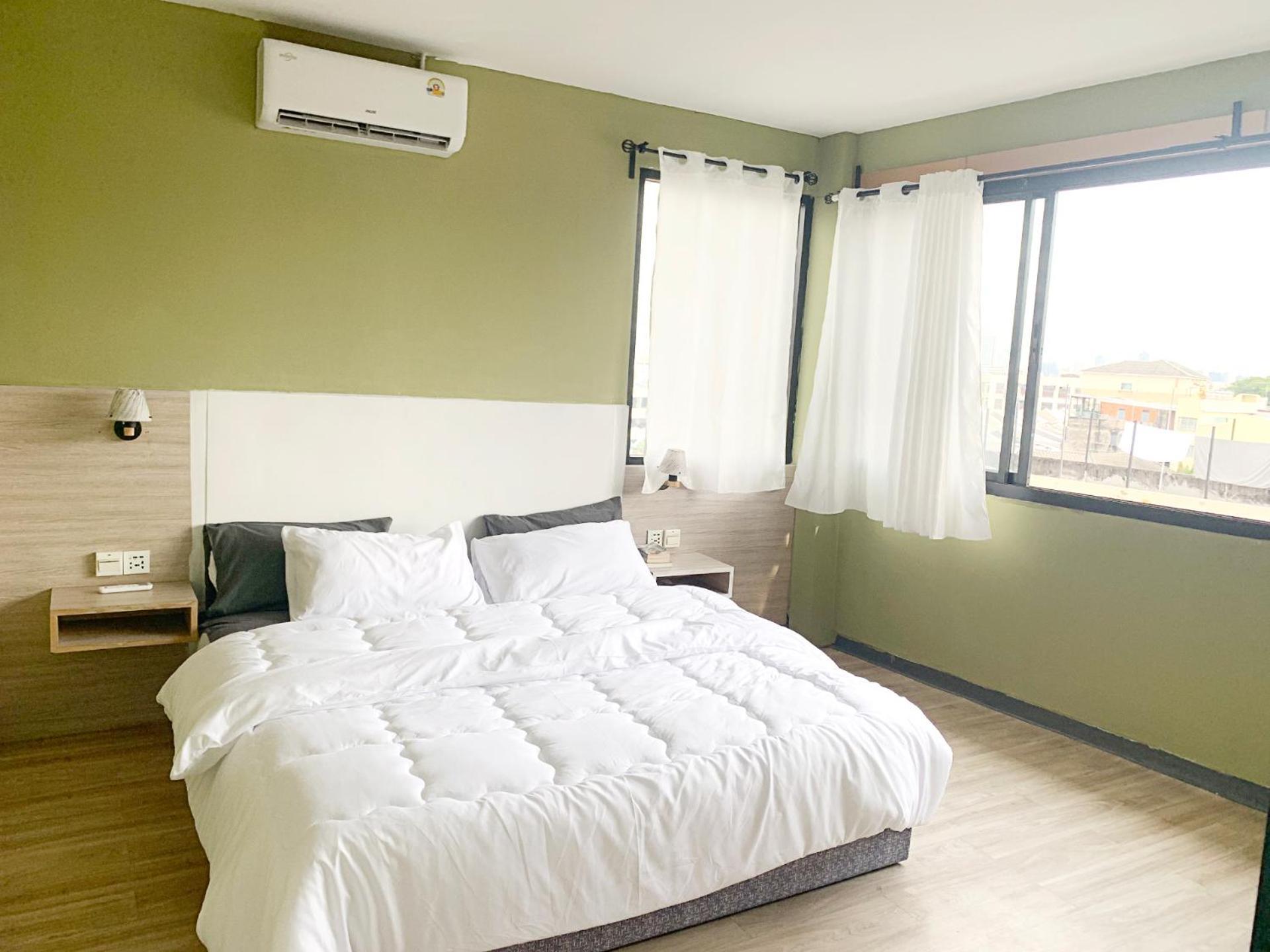 Susu Khaosan Hostel Bangkok Bagian luar foto