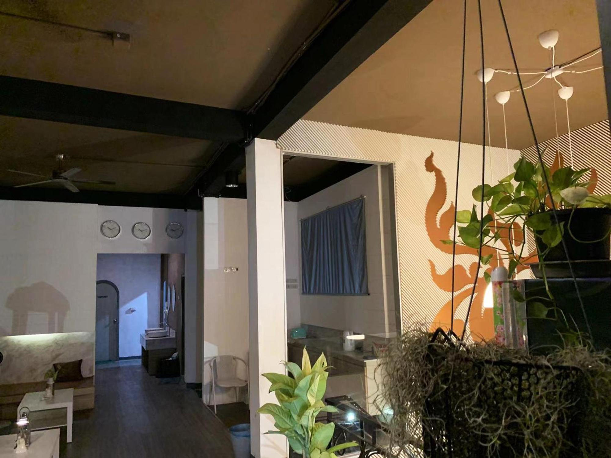Susu Khaosan Hostel Bangkok Bagian luar foto