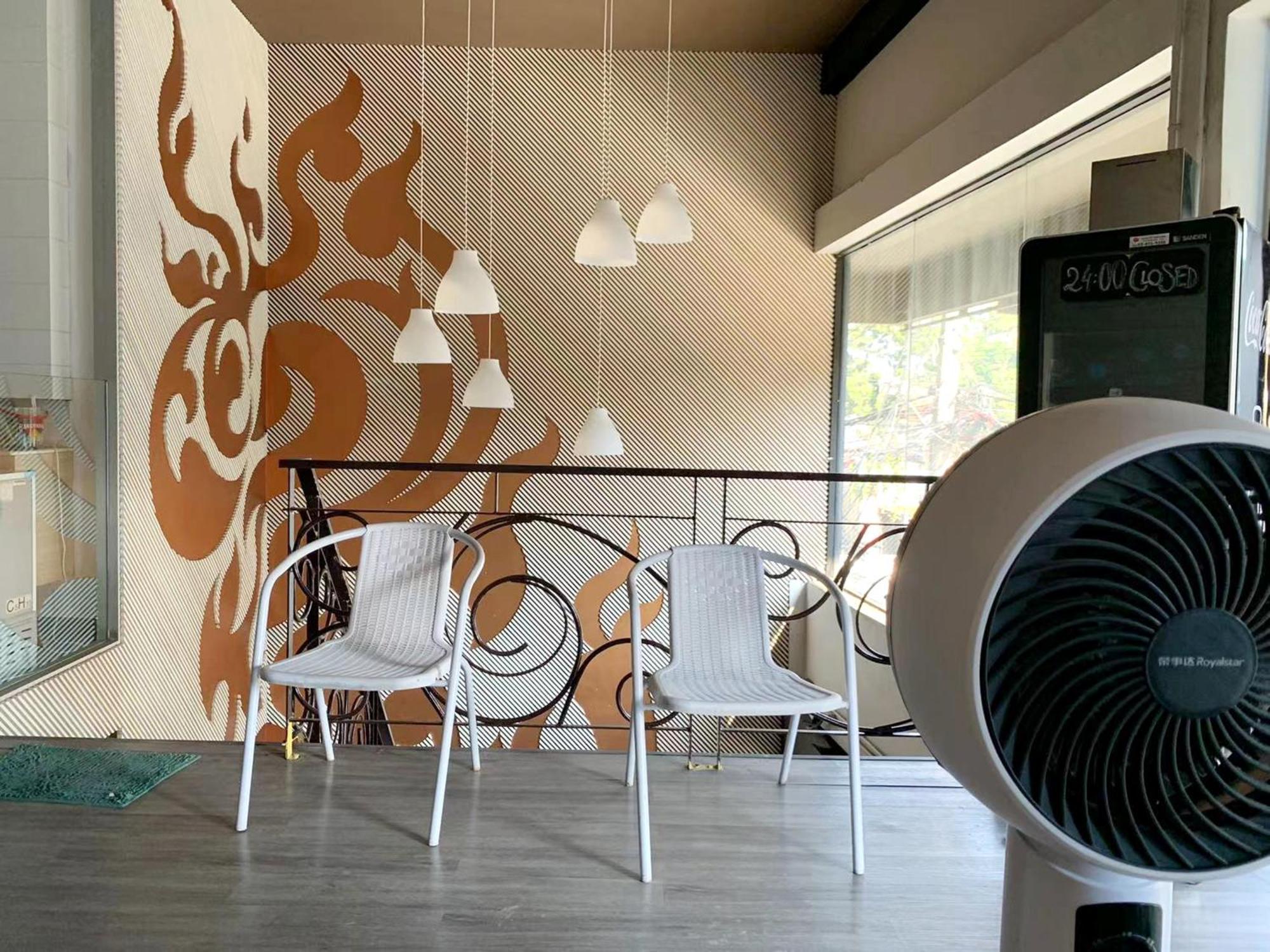 Susu Khaosan Hostel Bangkok Bagian luar foto